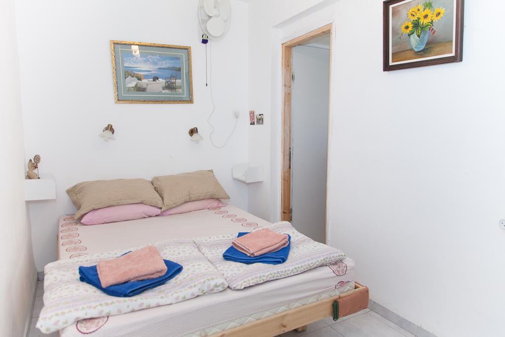 Stella Maris Hosting Apartment Haifa Room photo