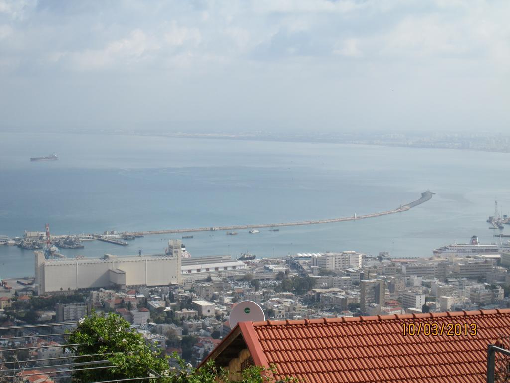 Stella Maris Hosting Apartment Haifa Exterior photo